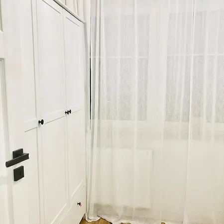 To Meet Apartment *
